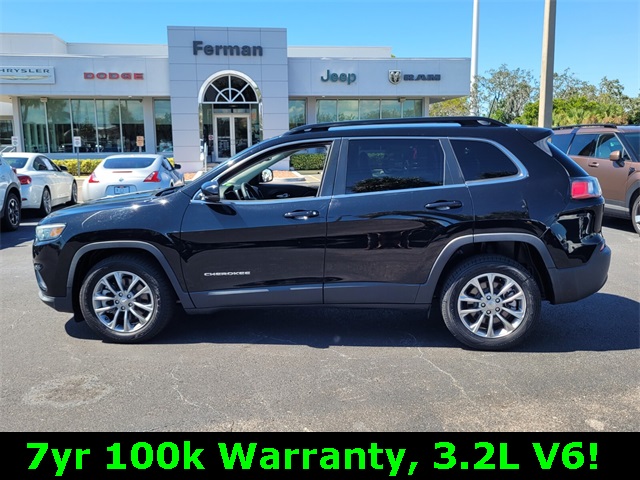 2022 Jeep Cherokee Latitude Lux photo 2