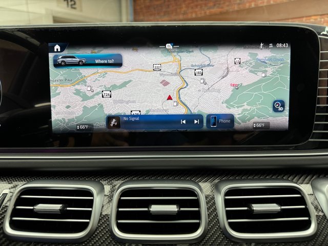 2025 Mercedes Benz GLS 63 AMG 4MATIC photo 16