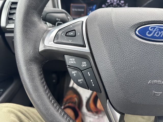 2016 Ford Fusion Titanium photo 18