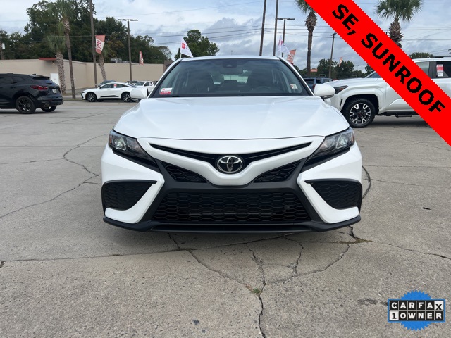 2024 Toyota Camry SE photo 2