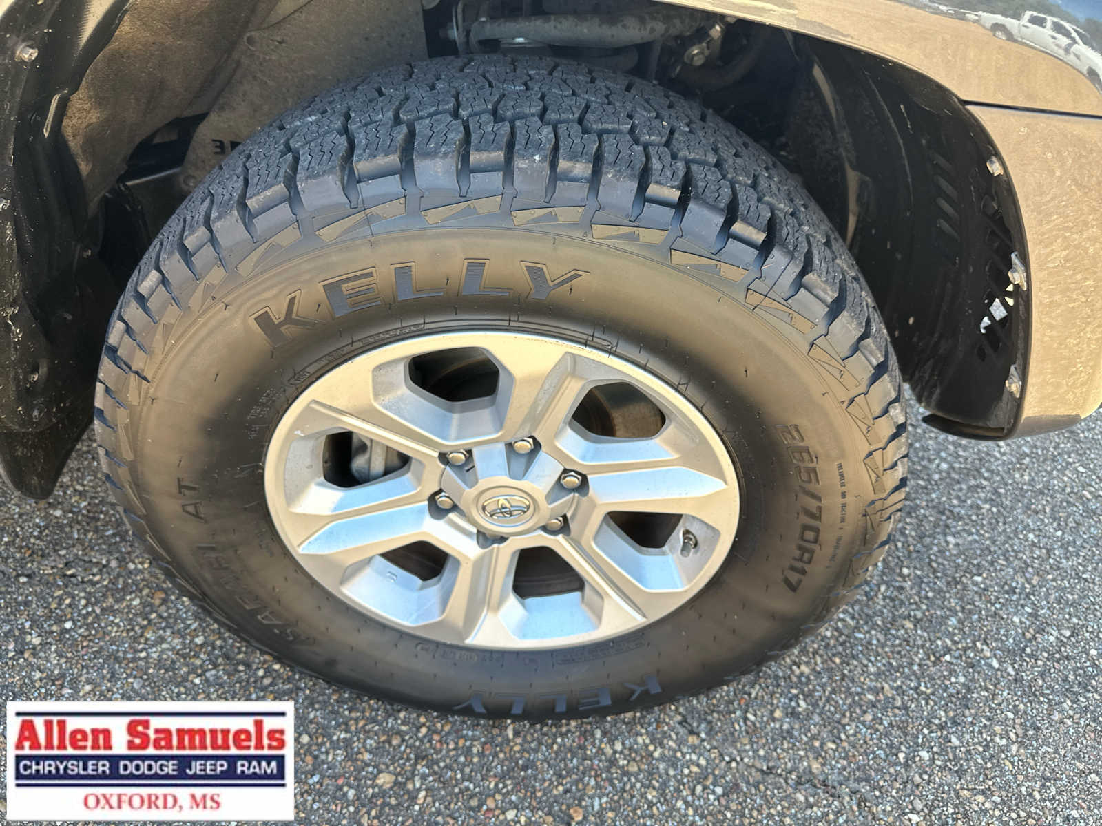2019 Toyota 4Runner SR5 photo 31