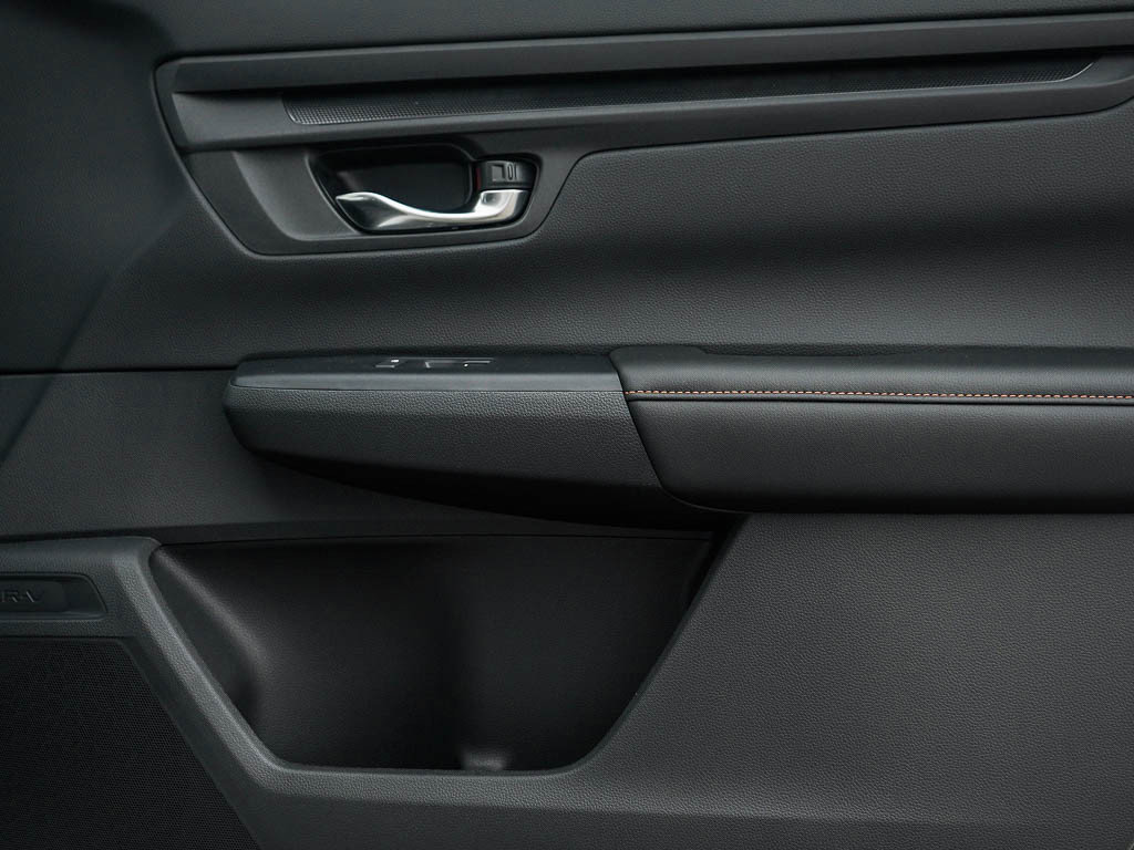 2026 Honda CR-V Hybrid Sport-L photo 7
