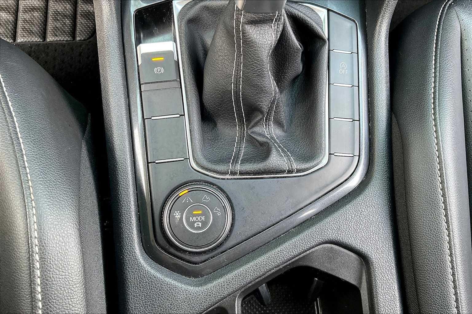 2022 Volkswagen Tiguan SE photo 63
