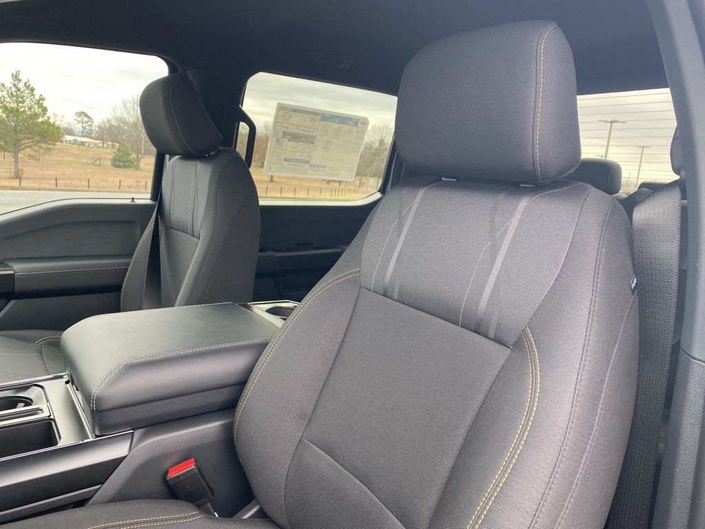 2025 Ford F-150 STX photo 11