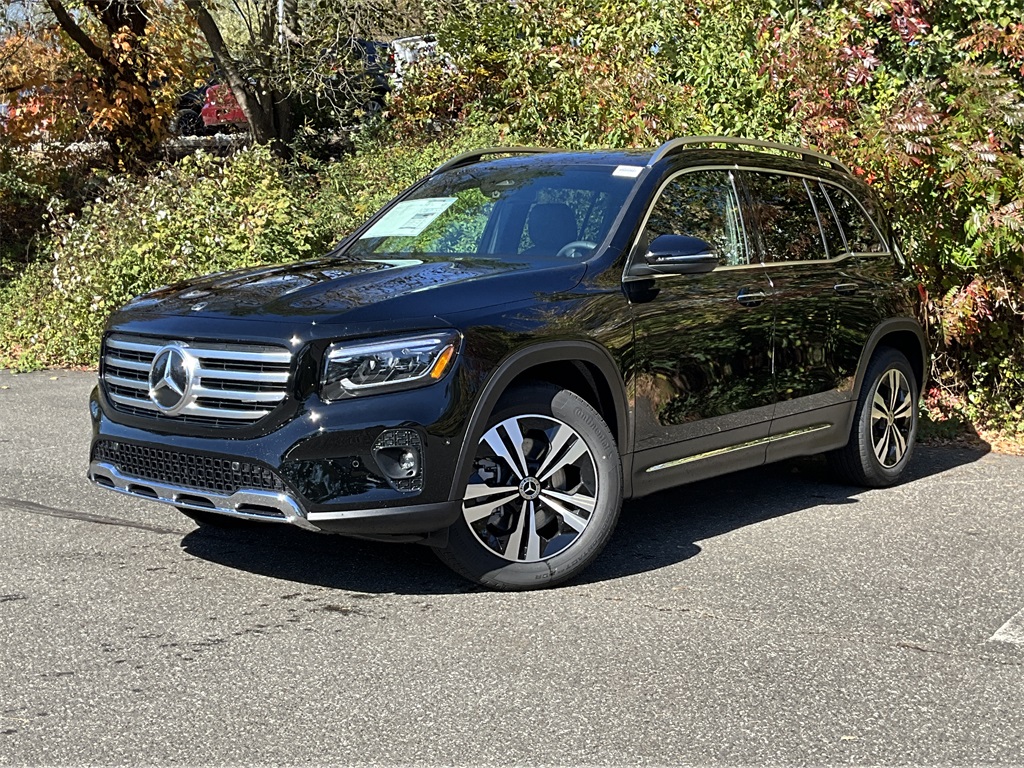 2026 Mercedes-Benz GLB GLB 250's photo