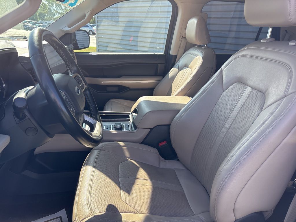 2022 Ford Expedition Limited photo 25