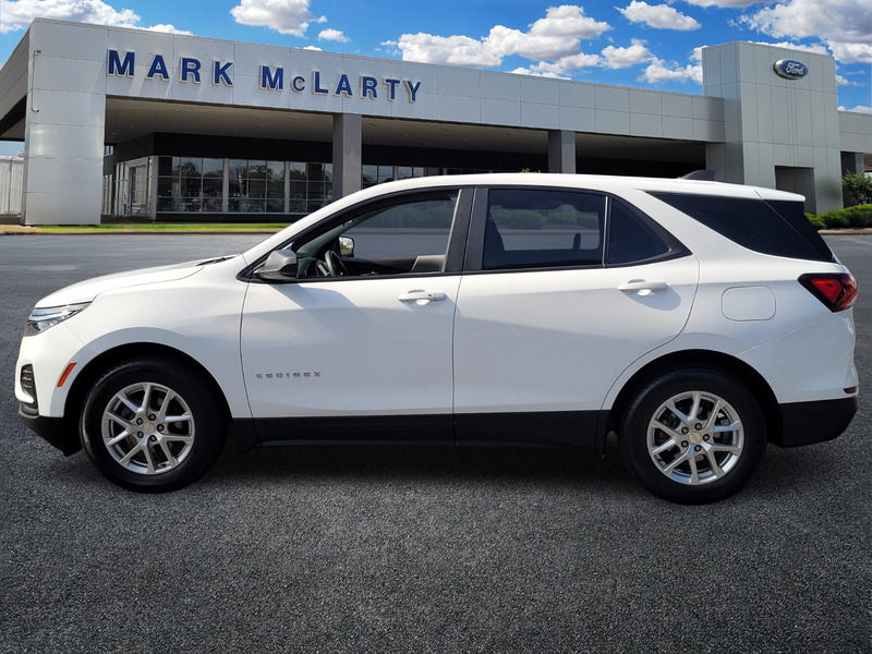 2023 Chevrolet Equinox LS photo 5
