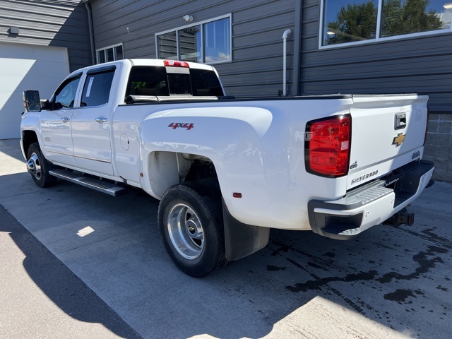 2016 Chevrolet Silverado 3500HD High Country photo 6