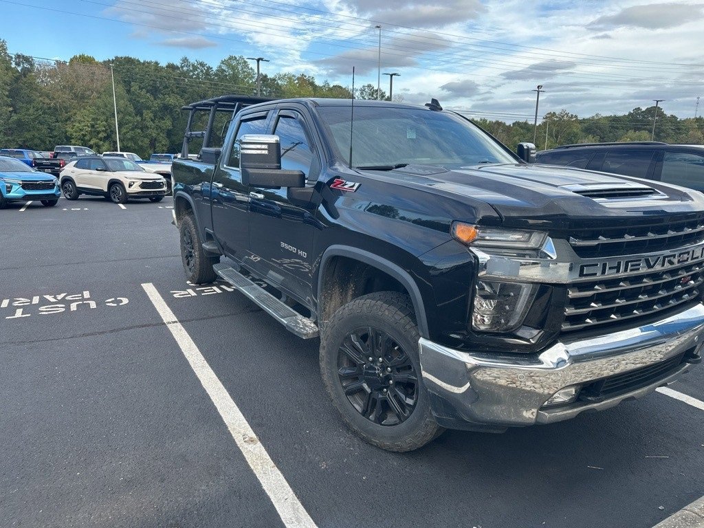 2022 Chevrolet Silverado 3500HD LTZ's photo