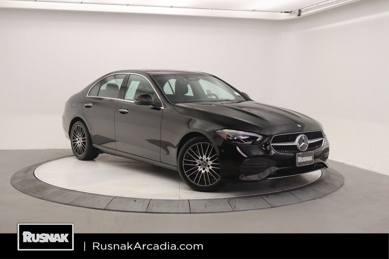 2025 Mercedes-Benz C-Class Sedan C 300's photo