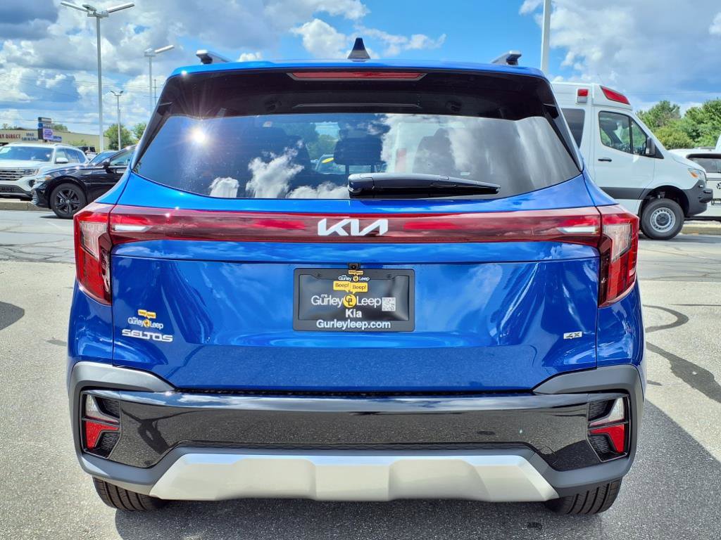 2026 Kia Seltos S photo 8
