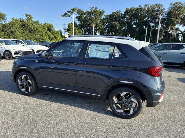2025 Hyundai Venue SEL Limited photo 3