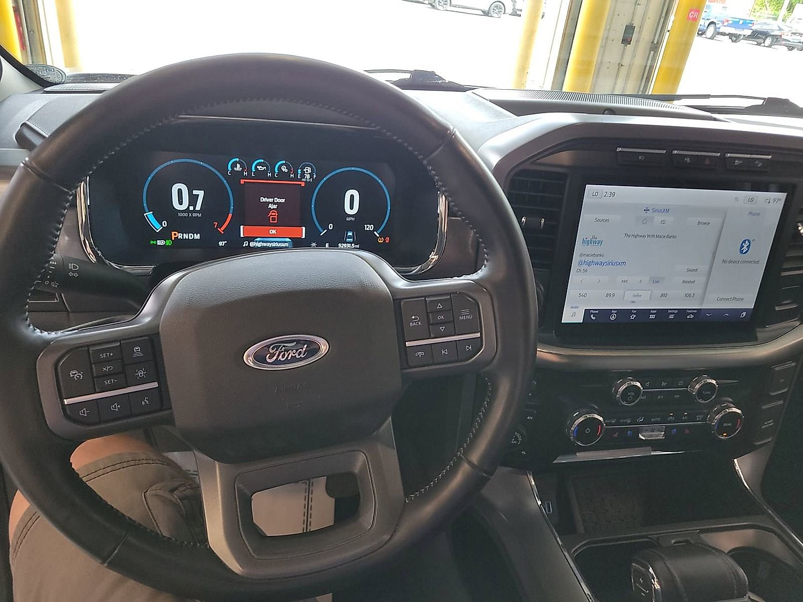 2023 Ford F-150 Lariat photo 4