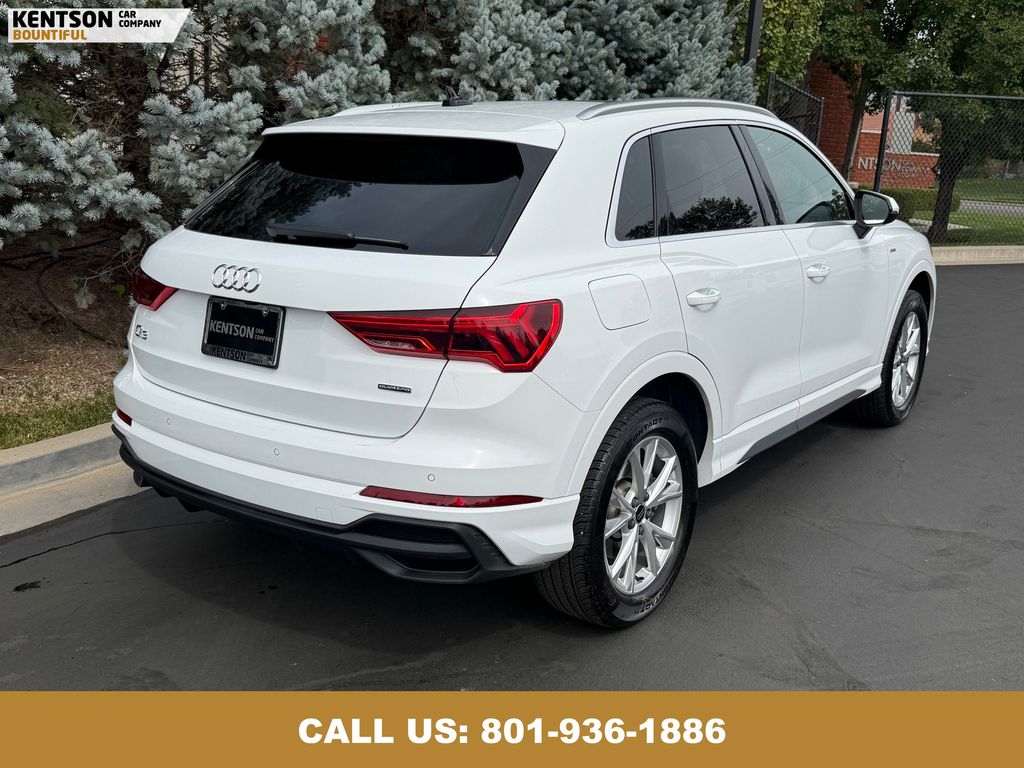 2025 Audi Q3 S line Premium photo 6