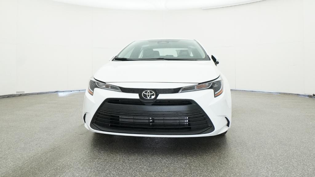 2025 Toyota Corolla LE photo 2