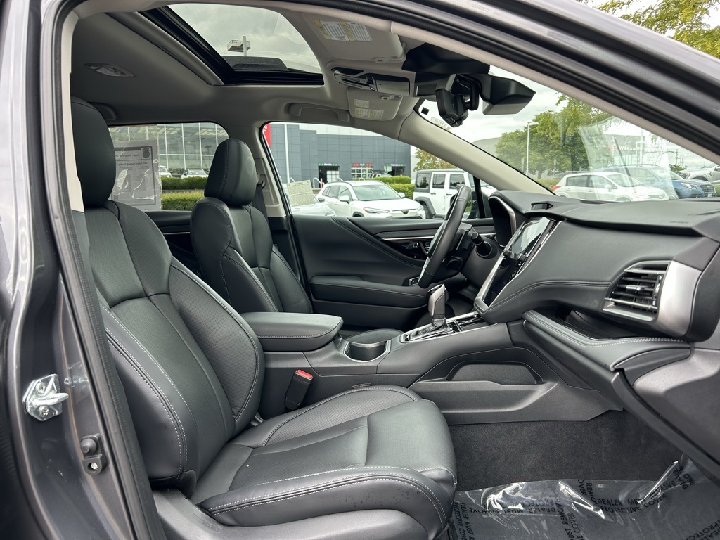 2025 Subaru Outback Touring XT photo 26