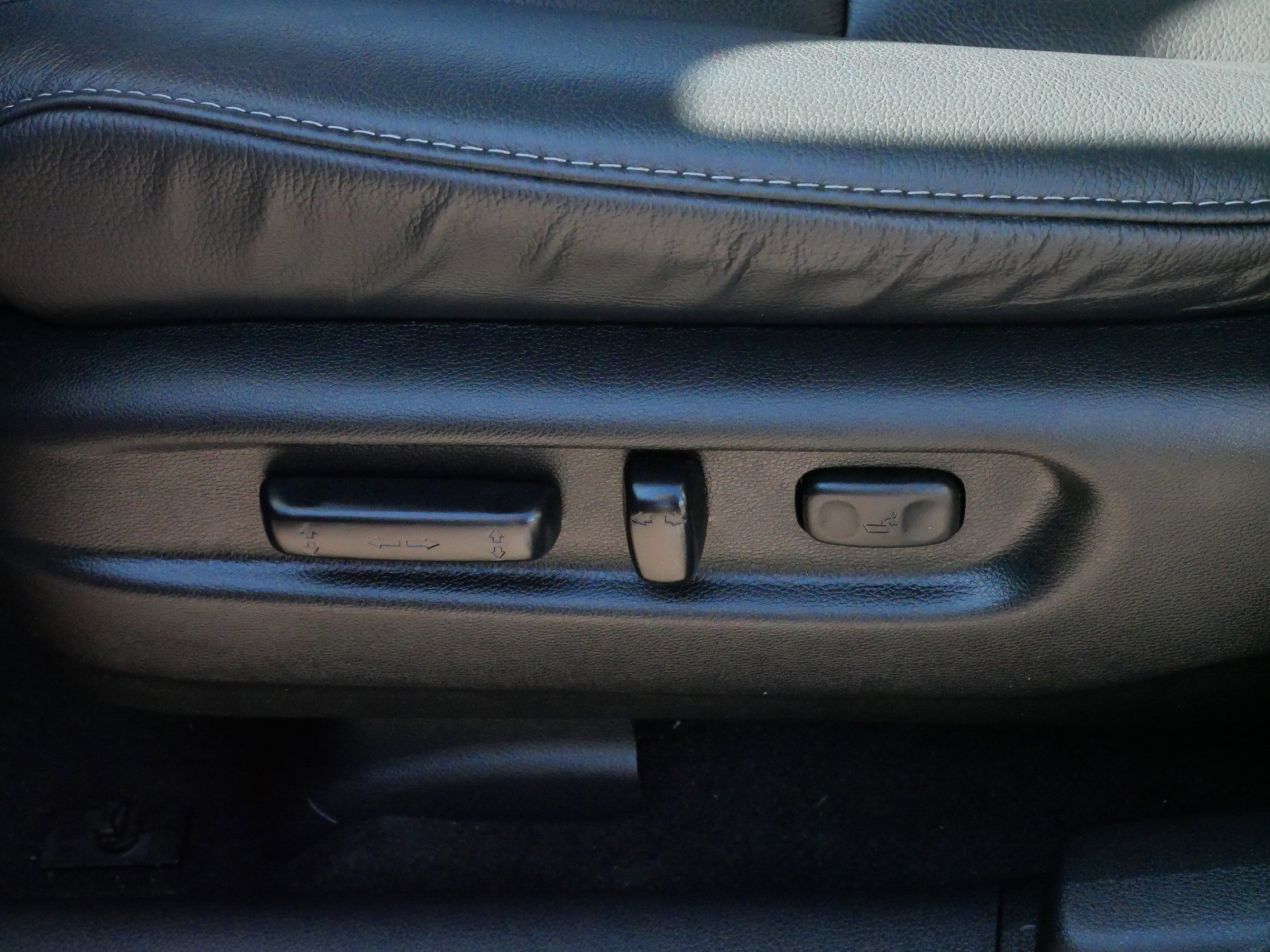 2022 Honda Pilot SE photo 19