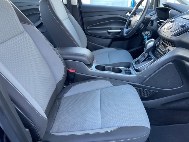 2017 Ford C-Max Hybrid SE photo 19