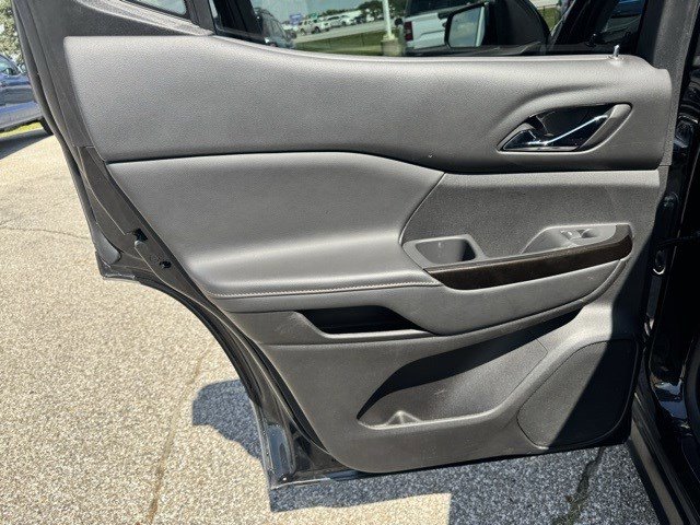 2023 Gmc Acadia AT4 photo 19