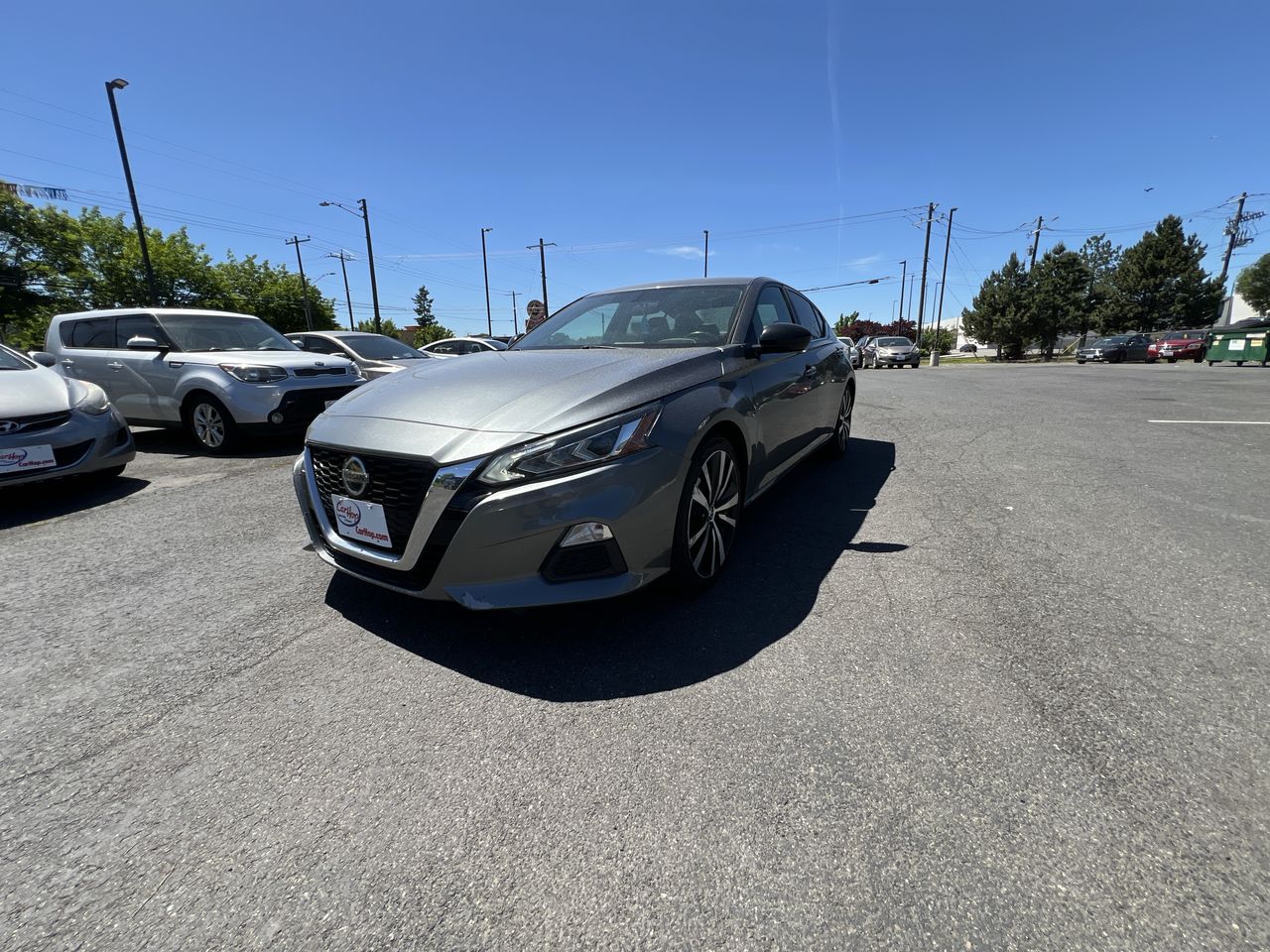 Used 2019 Grey Nissan 2.5SR image 1
