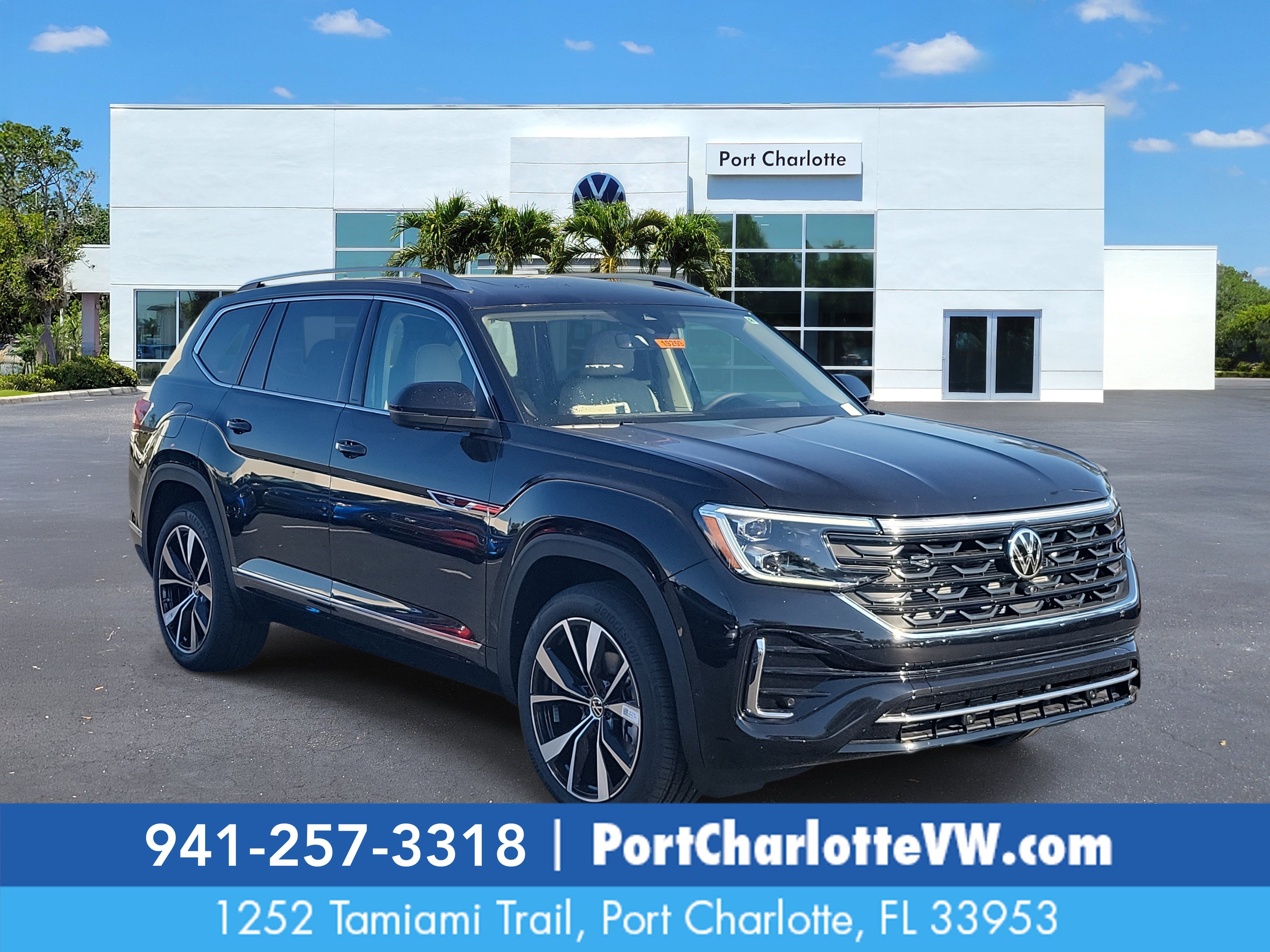 2026 Volkswagen Atlas SEL Premium R-Line's photo