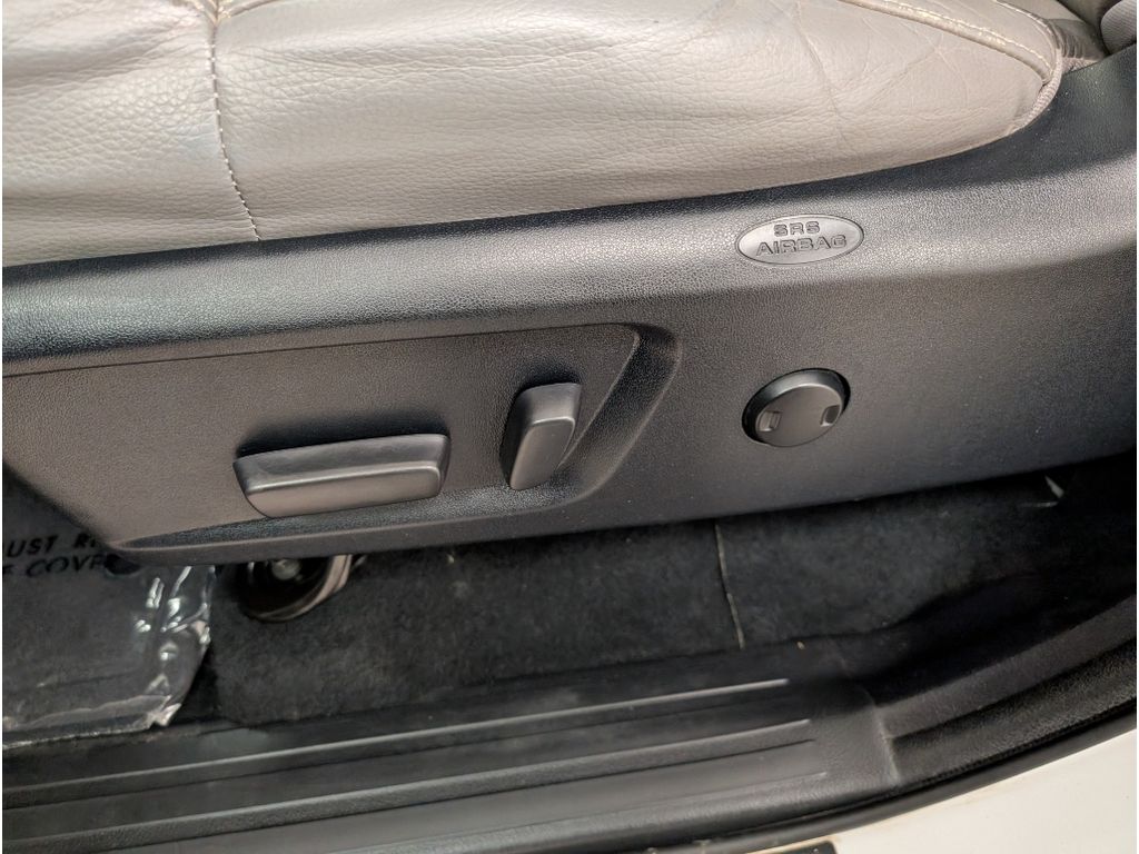 2021 Toyota Tundra Limited Grade photo 4