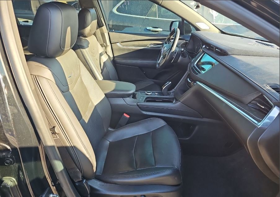 2021 Cadillac XT5 Sport photo 6