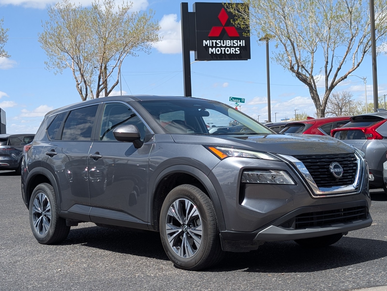 Used 2023 GRAY Nissan SV image 1