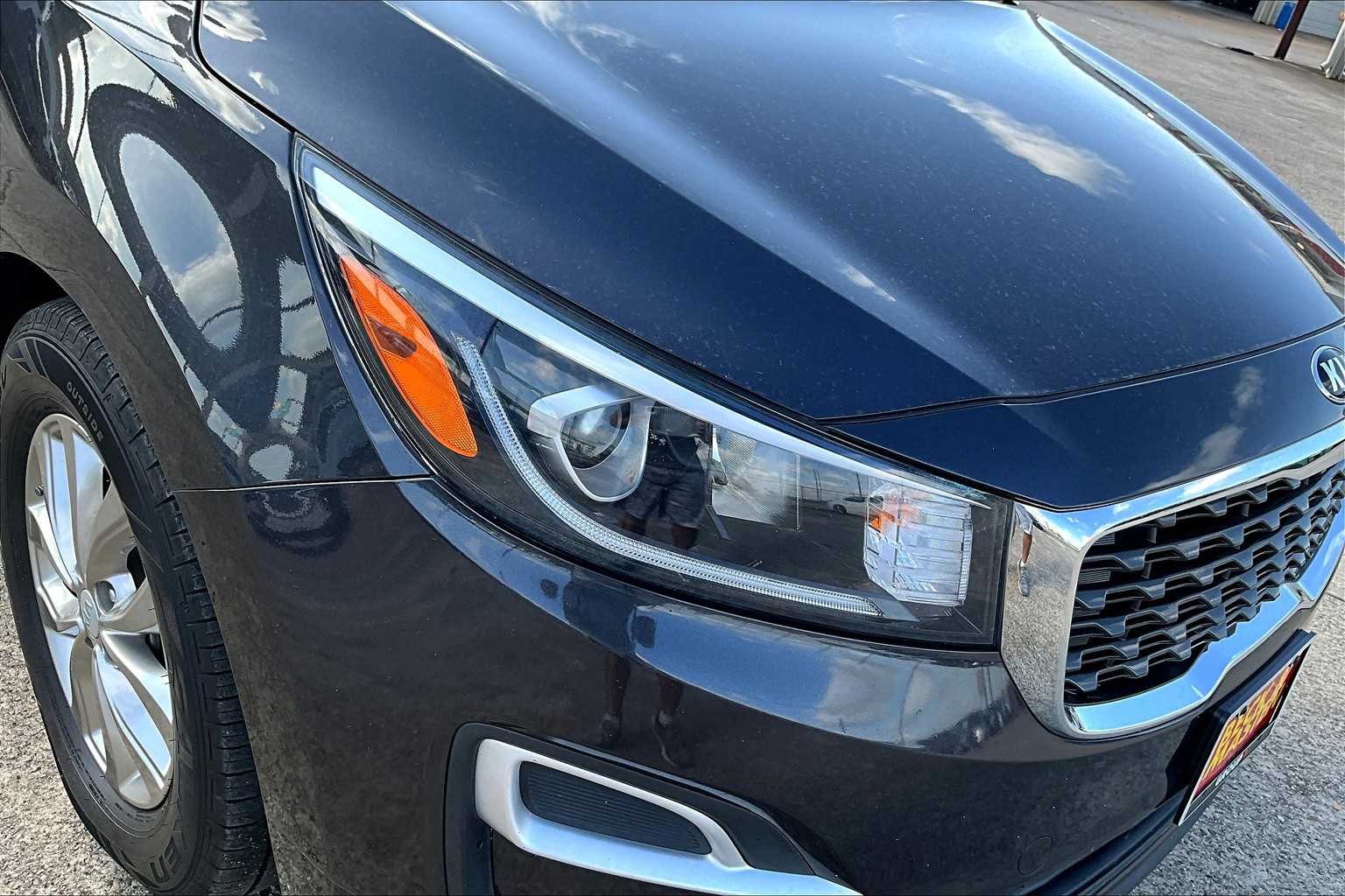 2020 Kia Sedona LX EX photo 25