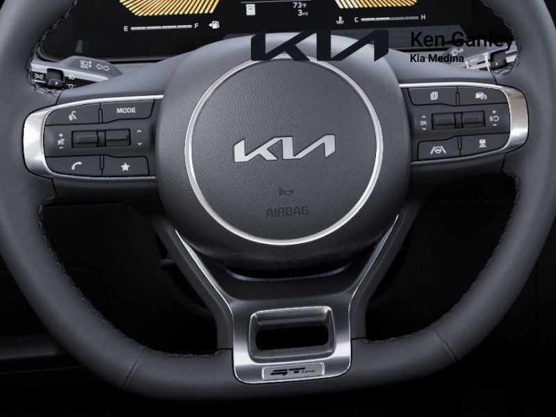 2026 Kia K5 GT-Line photo 16