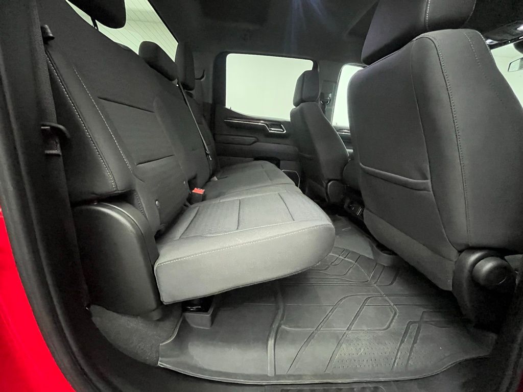 2023 Chevrolet Silverado 1500 RST photo 23