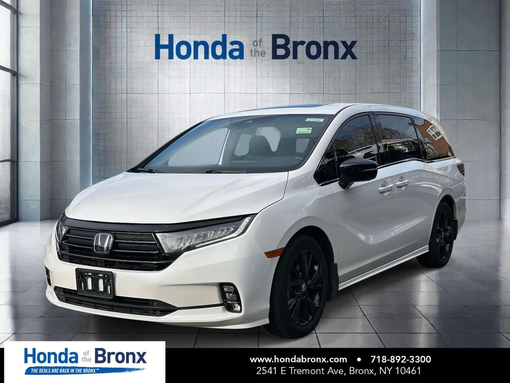 2024 Honda Odyssey SPORT's photo