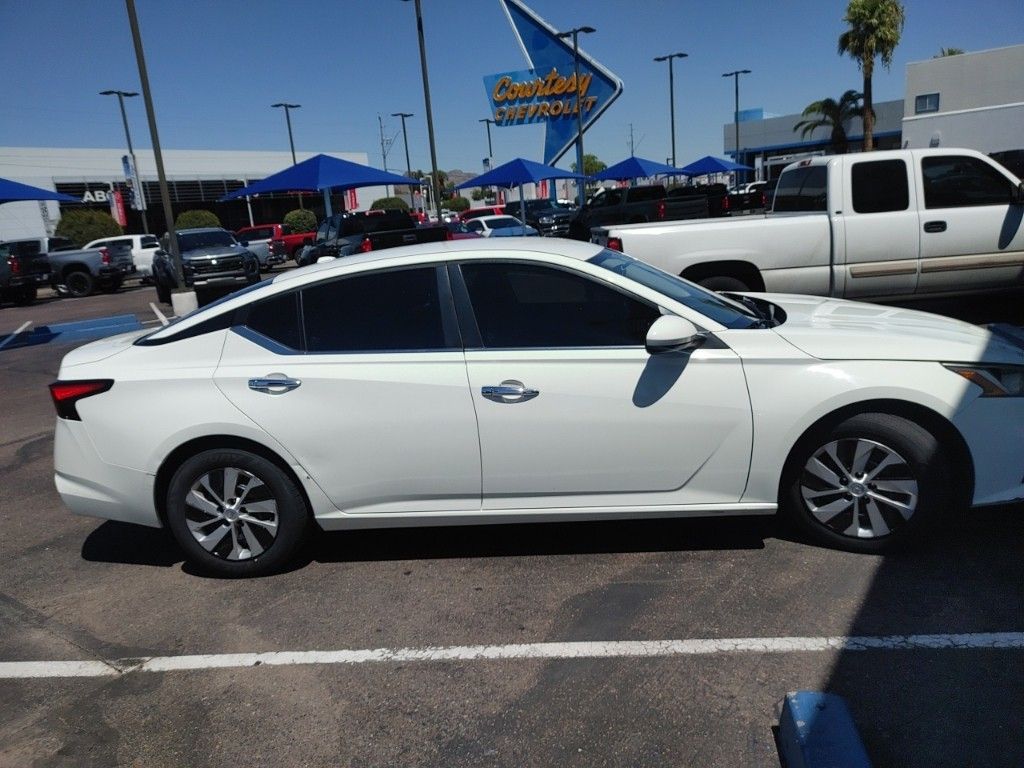 2020 Nissan Altima 2.5 S photo 4