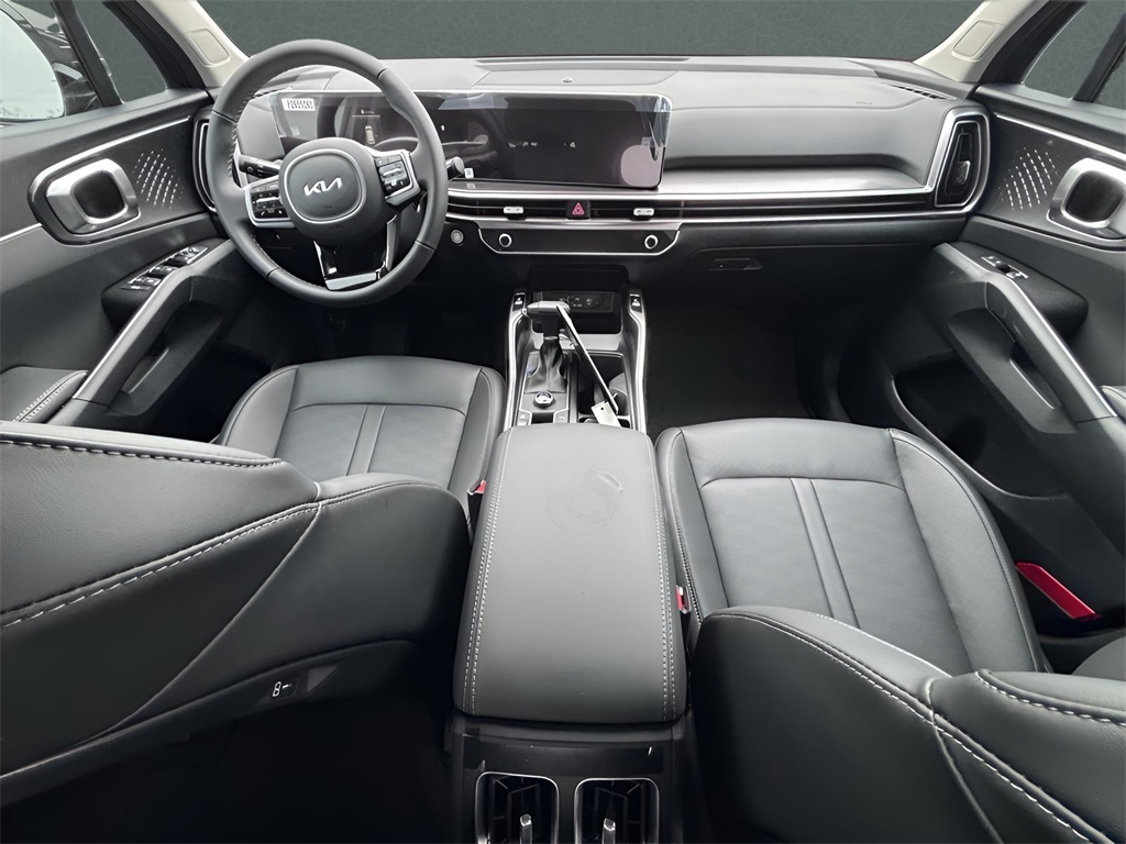 2025 Kia Sorento S photo 21