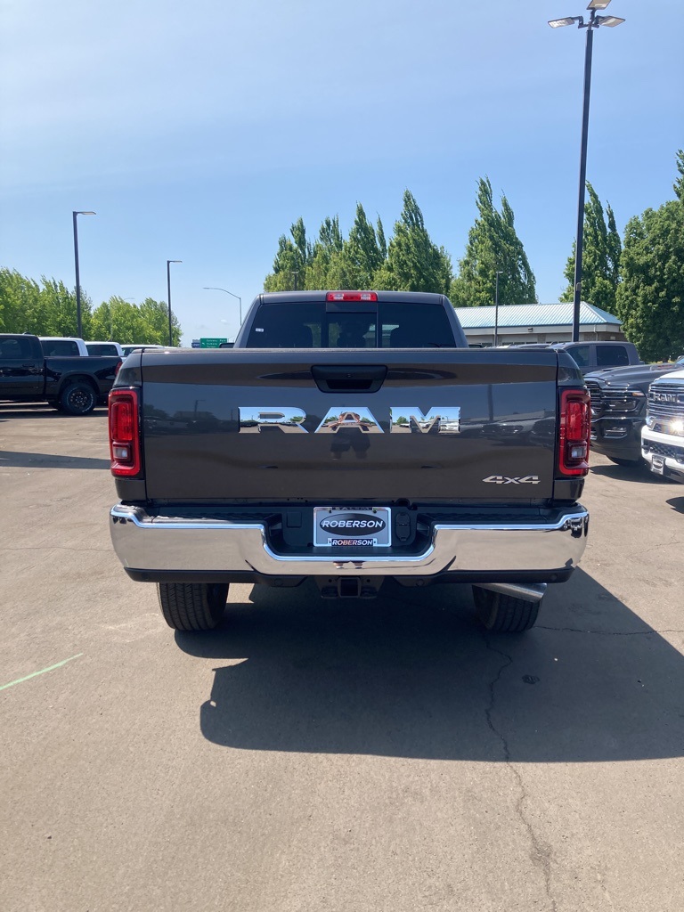 2025 Ram 3500 Tradesman photo 6