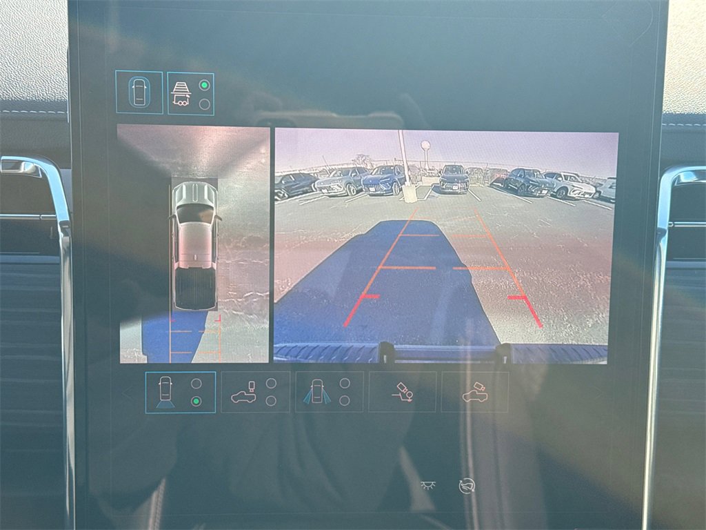 2025 GMC SIERRA - Image 25