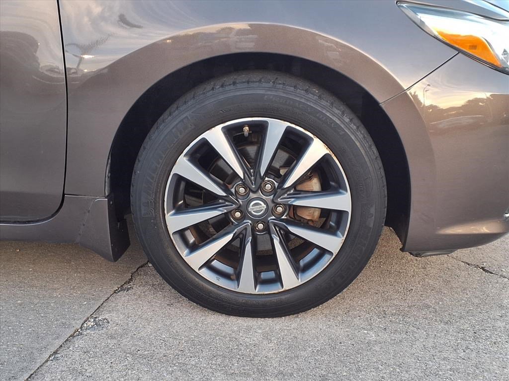 2016 Nissan Altima 2.5 SL photo 3