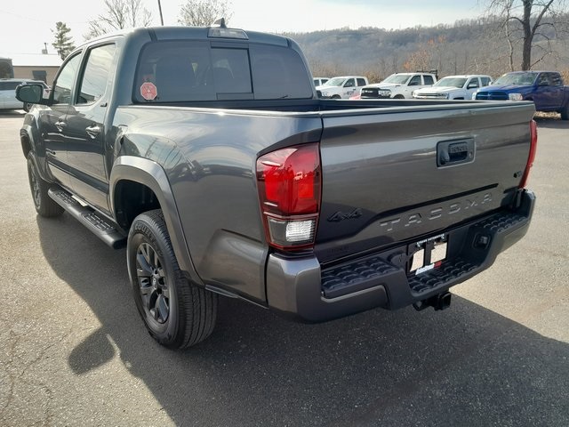 2023 Toyota Tacoma SR photo 3