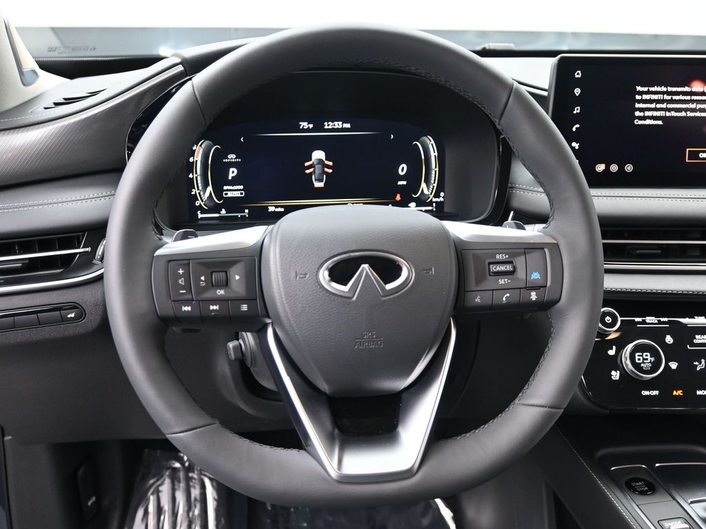 2026 Infiniti QX60 Luxe photo 16