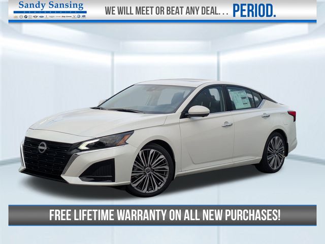 2025 Nissan Altima SL's photo