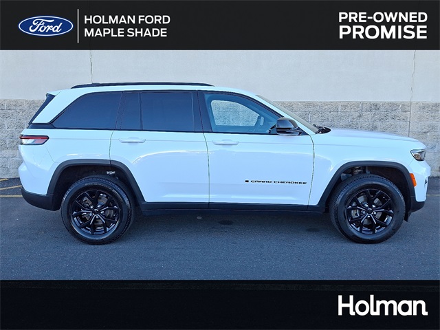 2024 Jeep Grand Cherokee Altitude's photo