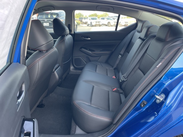 2025 Nissan Altima 2.5 SR photo 17