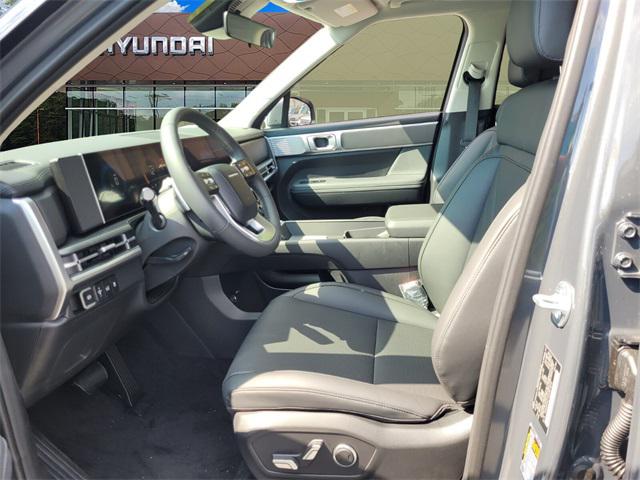 2025 Hyundai Santa Fe SEL photo 4