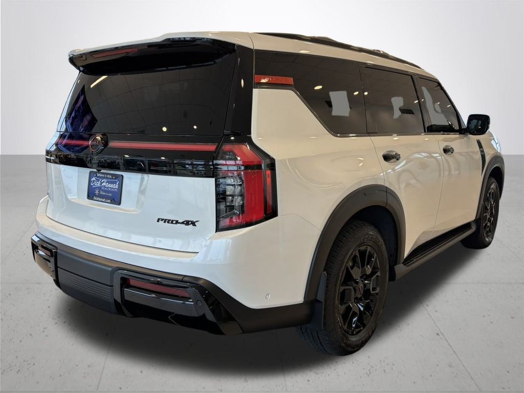 2026 Nissan Armada photo 3