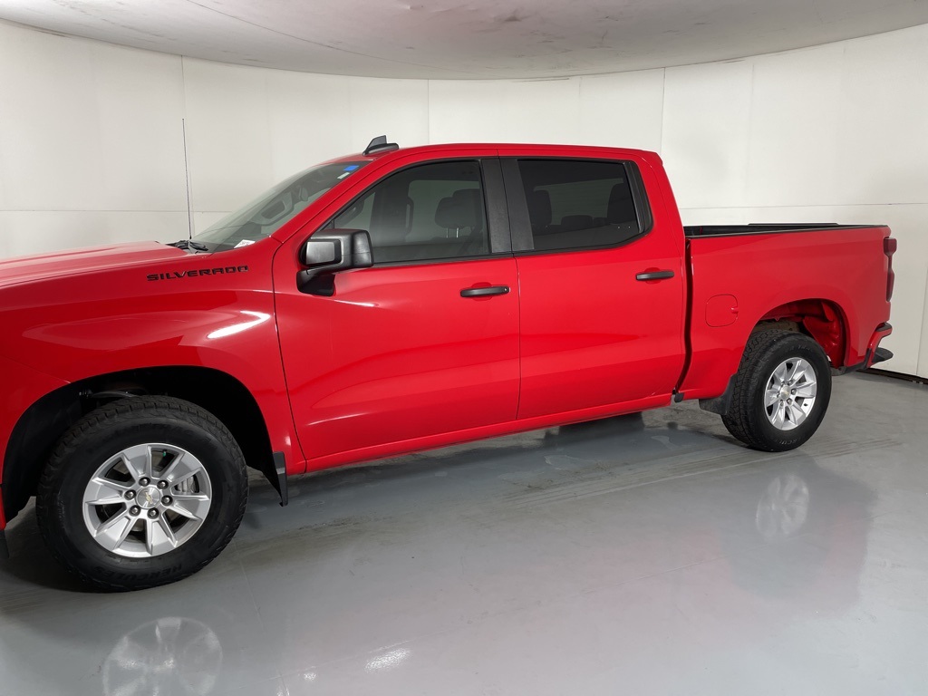 2024 Chevrolet Silverado 1500 Custom photo 4
