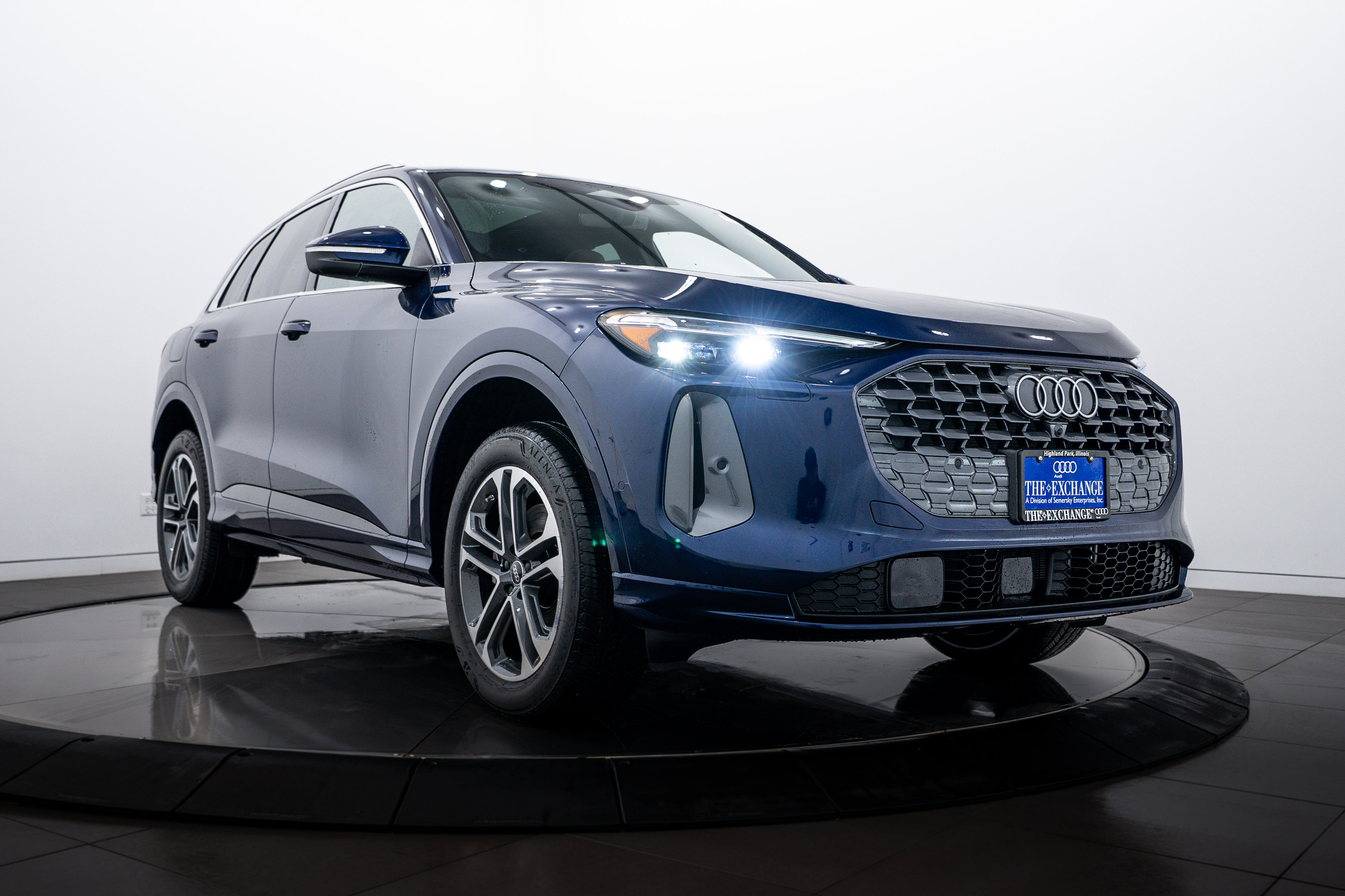 2025 Audi New Q5 Premium Plus's photo