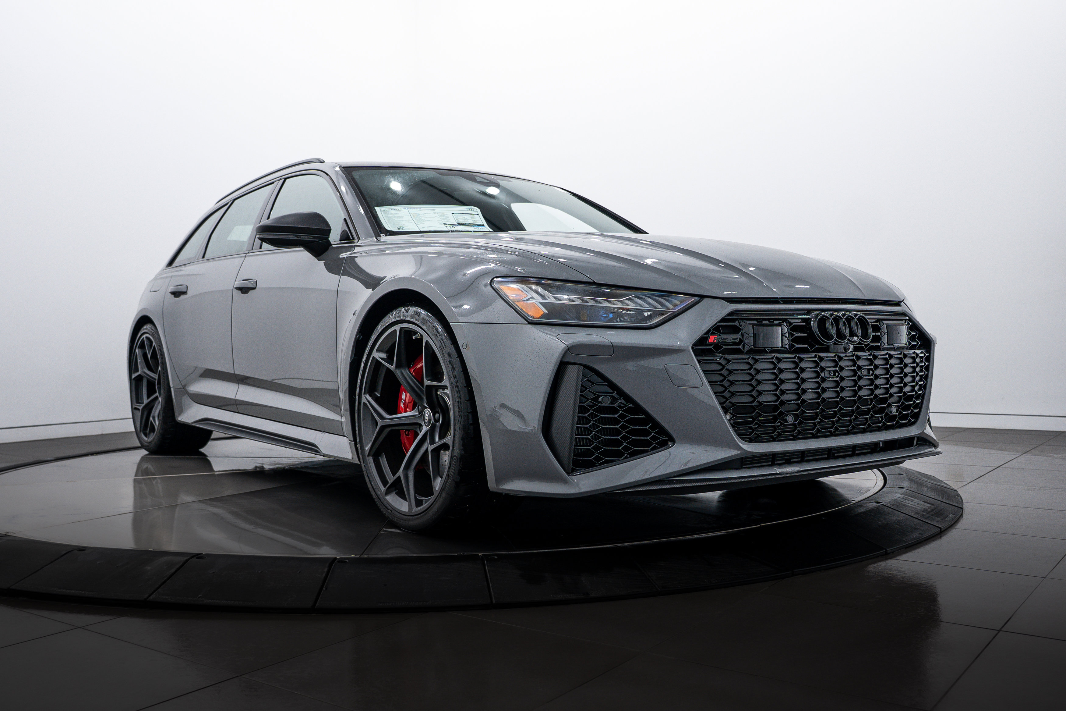 2026 Audi RS 6 Avant Base's photo