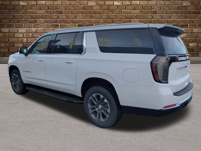 2026 Chevrolet Suburban LT photo 3