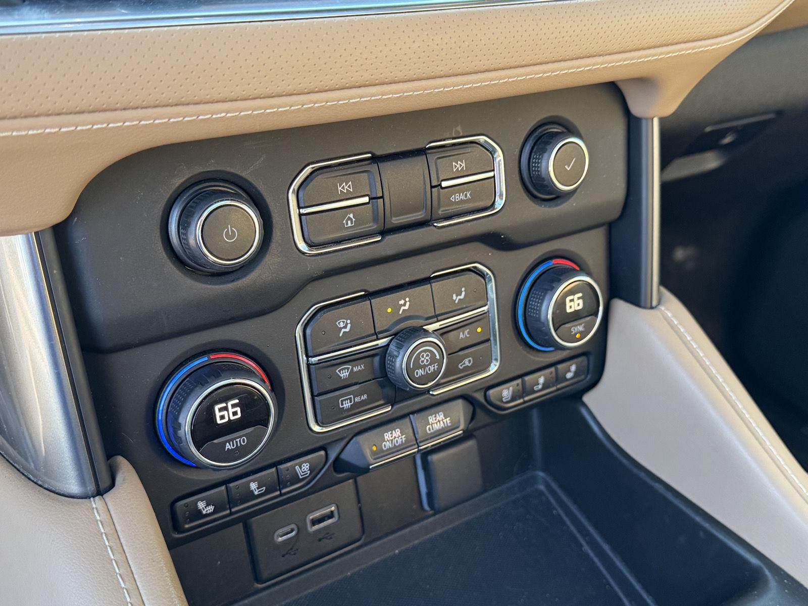 2021 Chevrolet Tahoe Premier photo 16