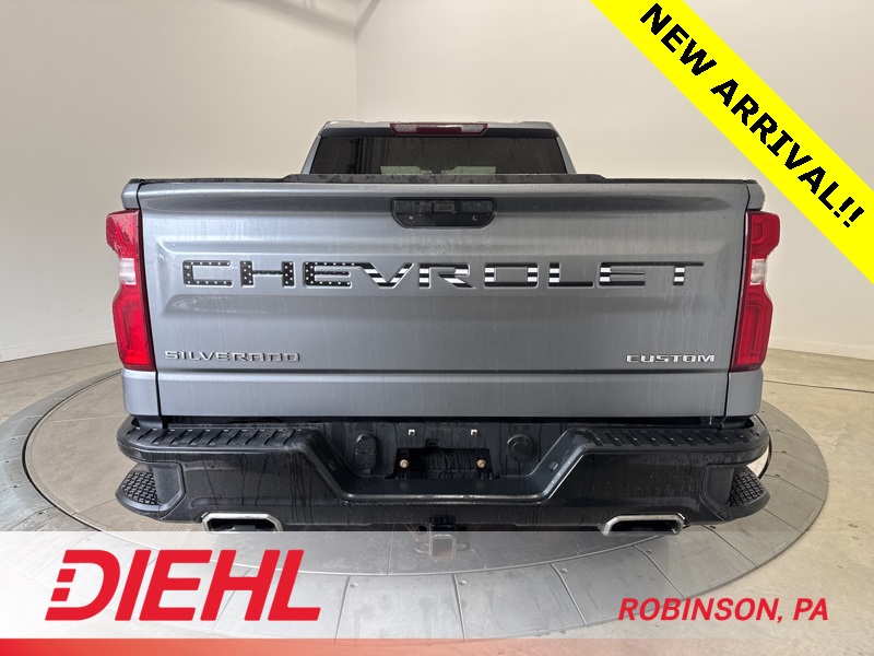 2019 Chevrolet Silverado 1500 Custom Trail Boss photo 3